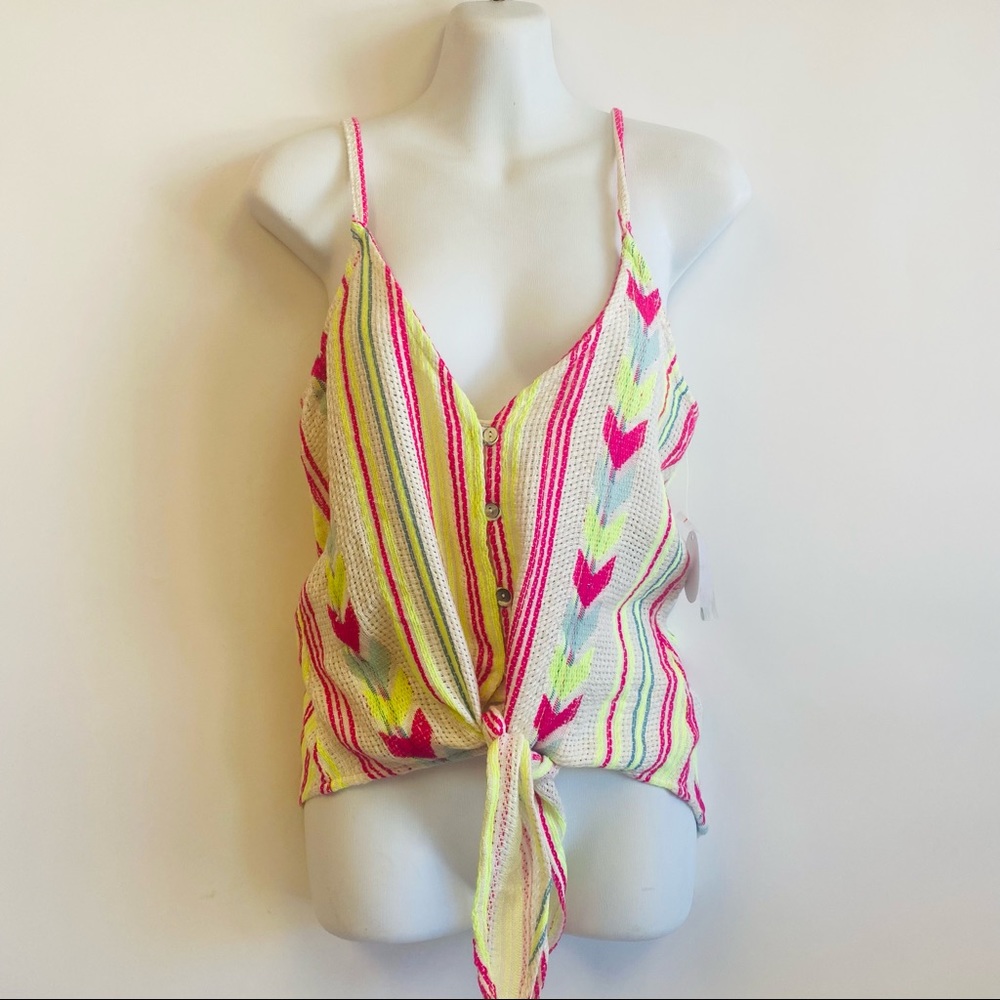 🌺 3/$25 Colorful Knitted Top